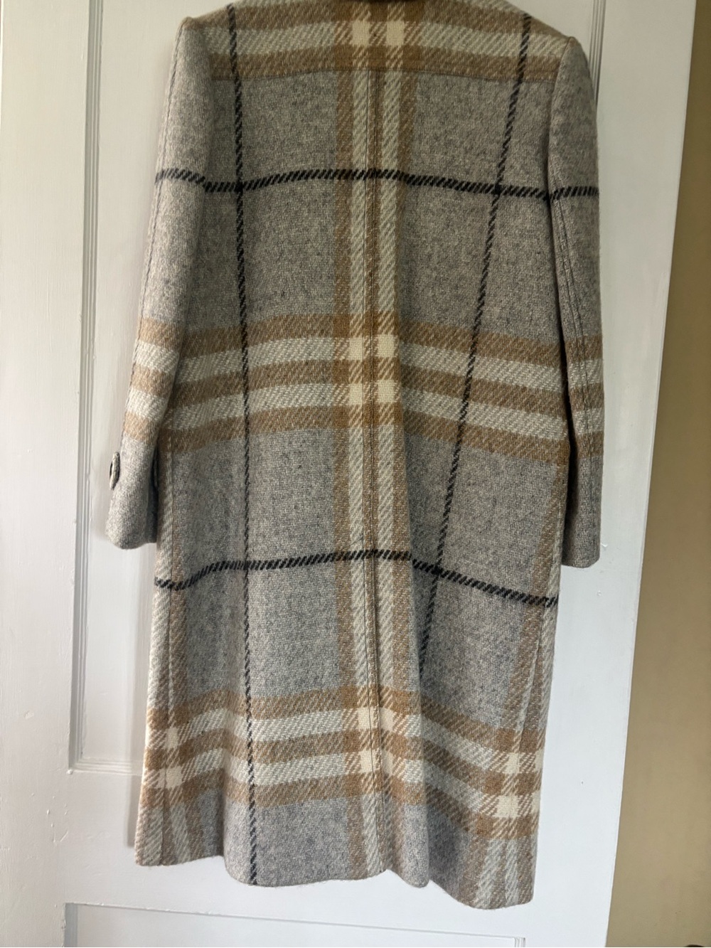 Burberry wool coat nwt - Picture 5 of 10